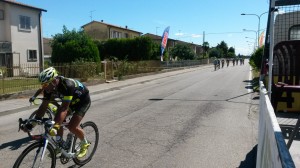 F04   