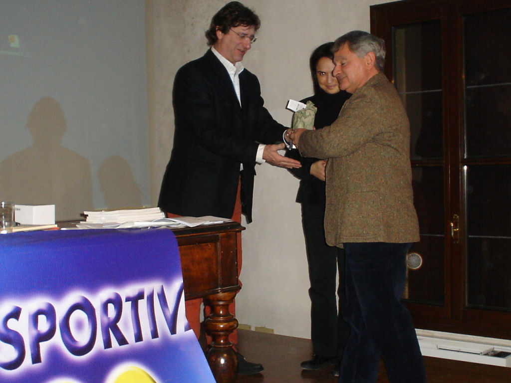 sport_salute_07_26