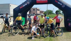 cyclingteamportotolle 19df675ffce44db1b4a0a35e4721c645