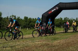 cyclingteamportotolle 6a320dd67d8a43d5b21735ac577947e2